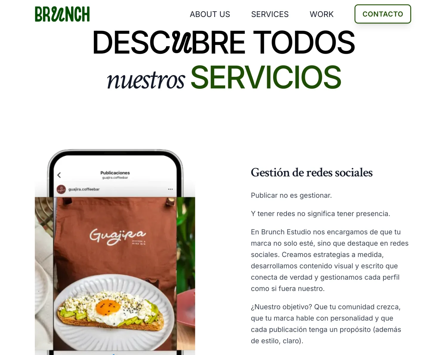 La página de servicios de Brunch Estudio en tablet